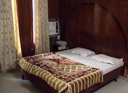Hotel Purohit Lodge, Haridwar 4
